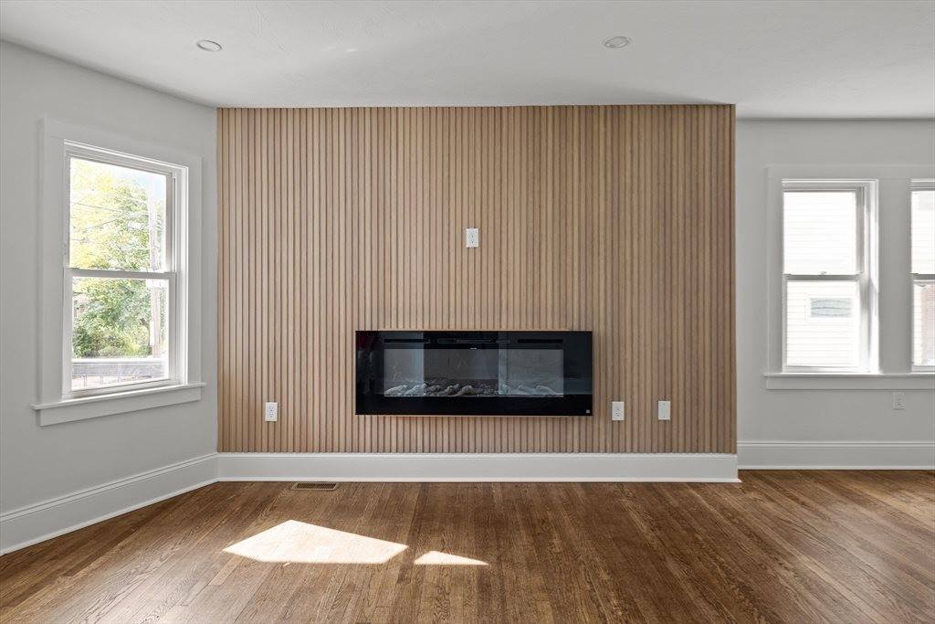 57-59 Garrison Av, Somerville, MA 02144