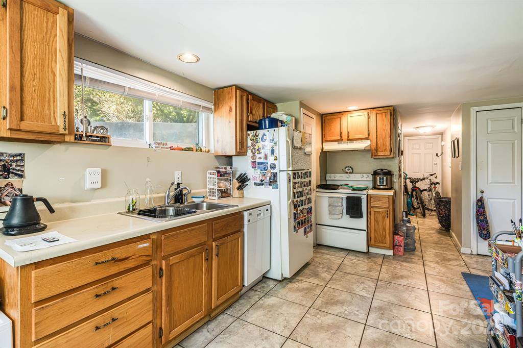 26 Elkmont, Asheville, NC 28804