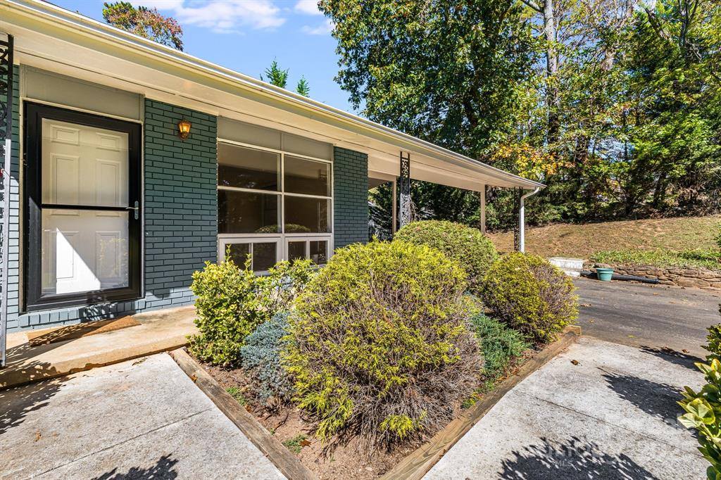 26 Elkmont, Asheville, NC 28804