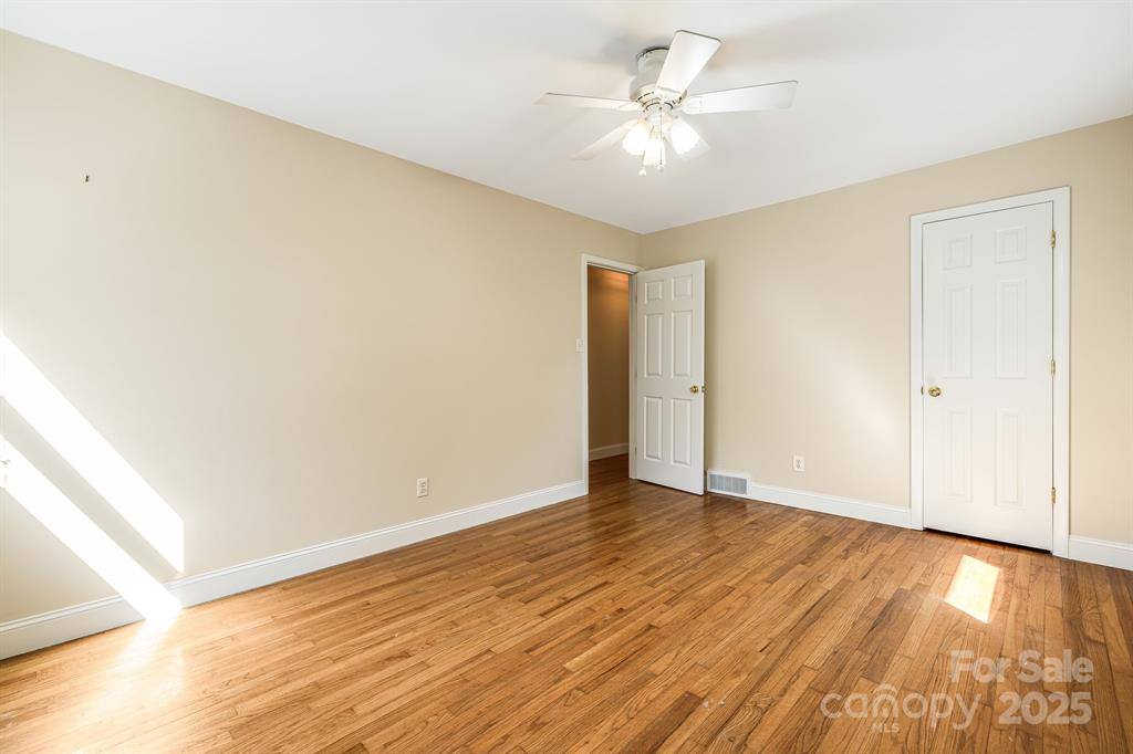 26 Elkmont, Asheville, NC 28804