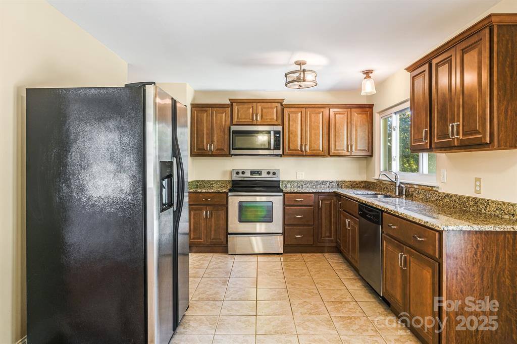26 Elkmont, Asheville, NC 28804