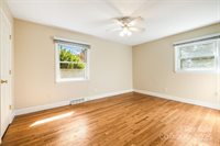 26 Elkmont, Asheville, NC 28804