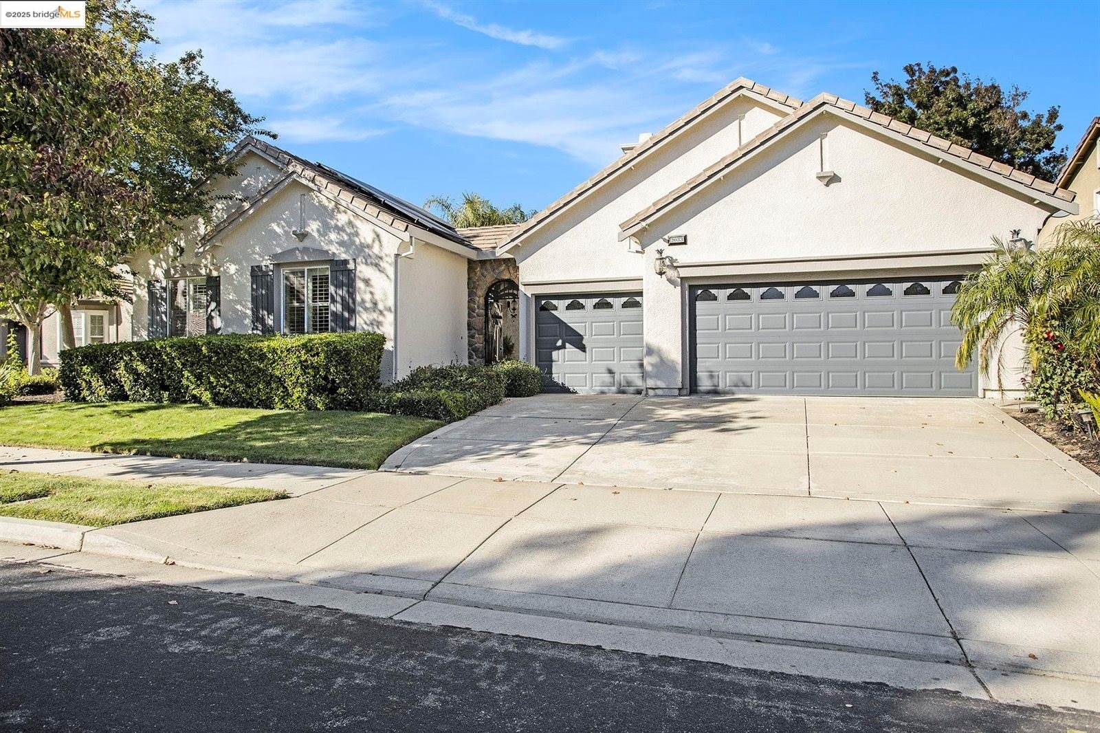 2033 Great Meadow Ln, Brentwood, CA 94513