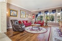 2033 Great Meadow Ln, Brentwood, CA 94513