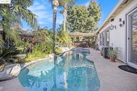 2033 Great Meadow Ln, Brentwood, CA 94513