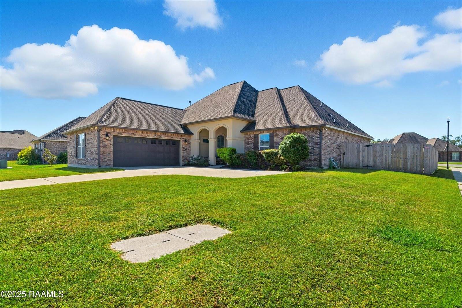 311 Bay Meadow Lane, Lafayette, LA 70507