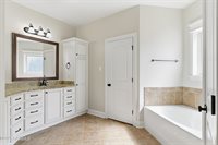 311 Bay Meadow Lane, Lafayette, LA 70507