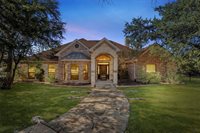 1125 Whispering Oaks, China Spring, TX 76633