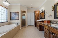 1125 Whispering Oaks, China Spring, TX 76633