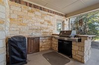 1125 Whispering Oaks, China Spring, TX 76633