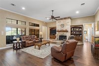 1125 Whispering Oaks, China Spring, TX 76633