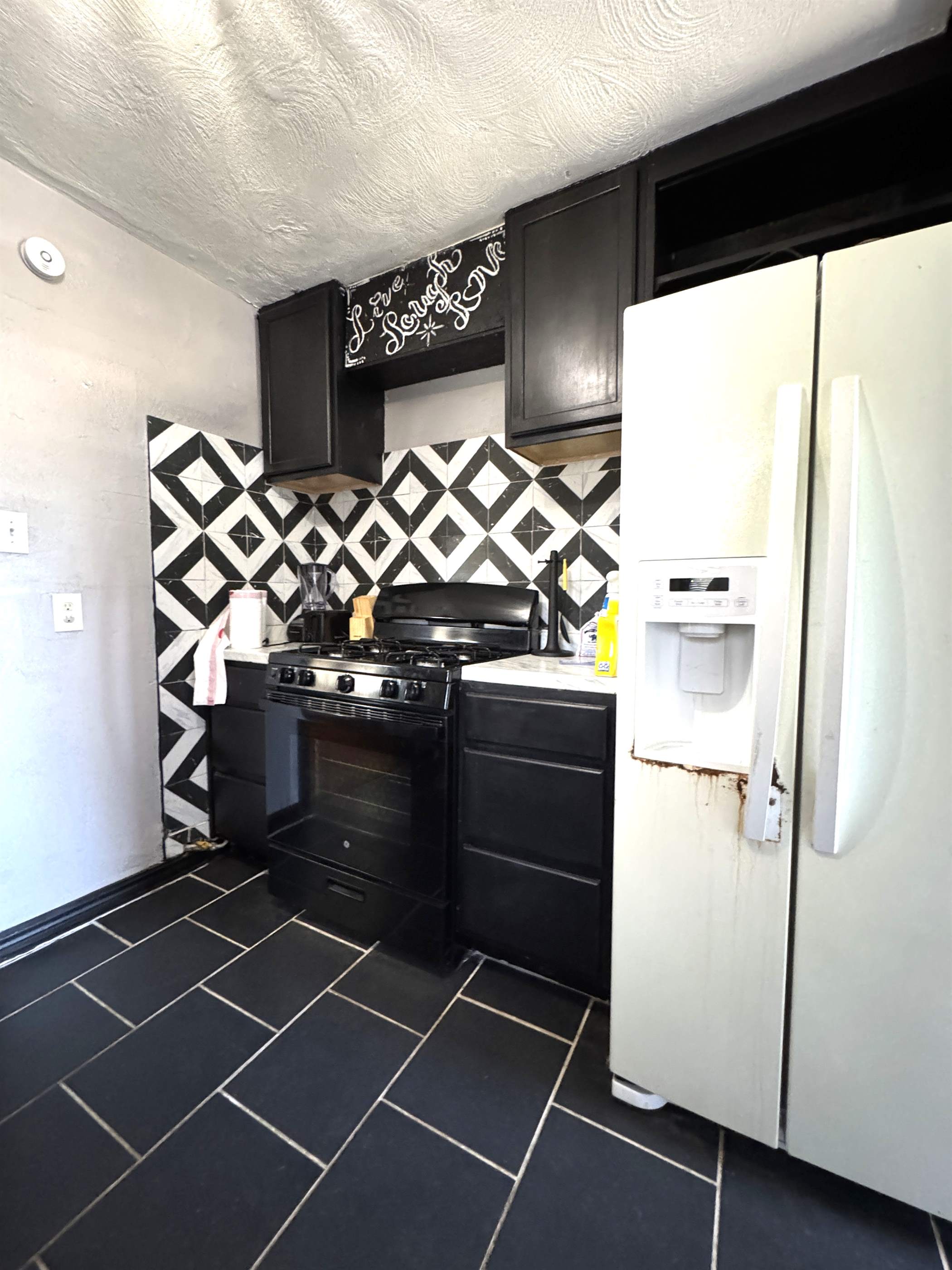 2120 NW Lake Ave, Lawton, OK 73507