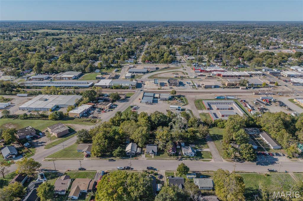 545 West Pierce Street, Lebanon, MO 65536