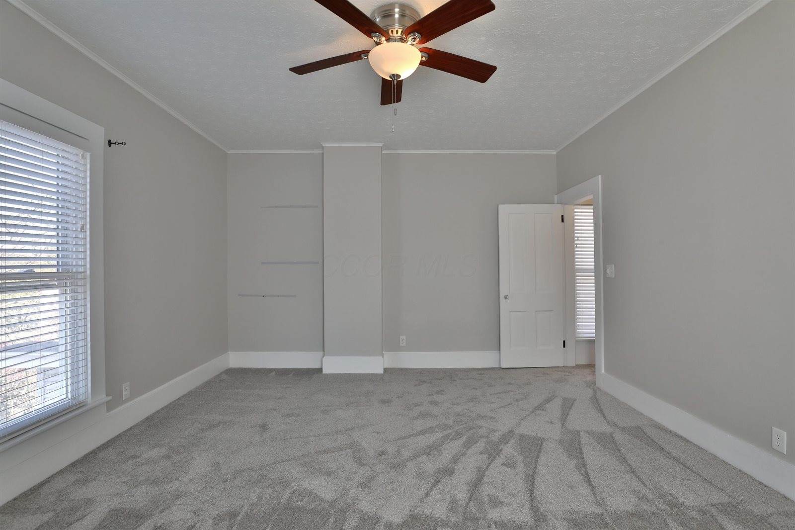 216 North Main Street, Johnstown, OH 43031