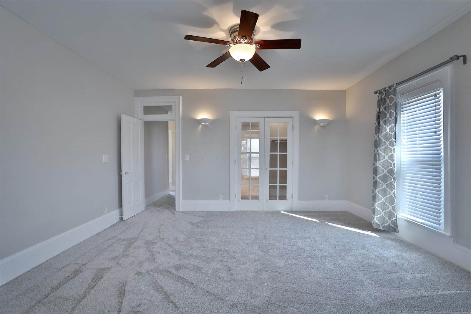 216 North Main Street, Johnstown, OH 43031