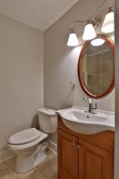 216 North Main Street, Johnstown, OH 43031