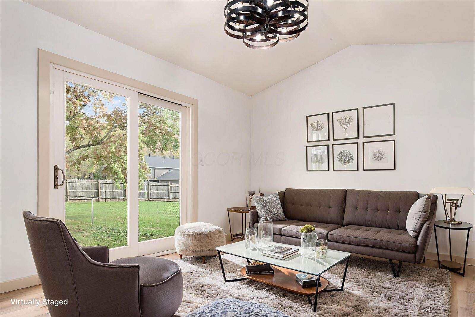 5850 Meadowhurst Way, Dublin, OH 43017