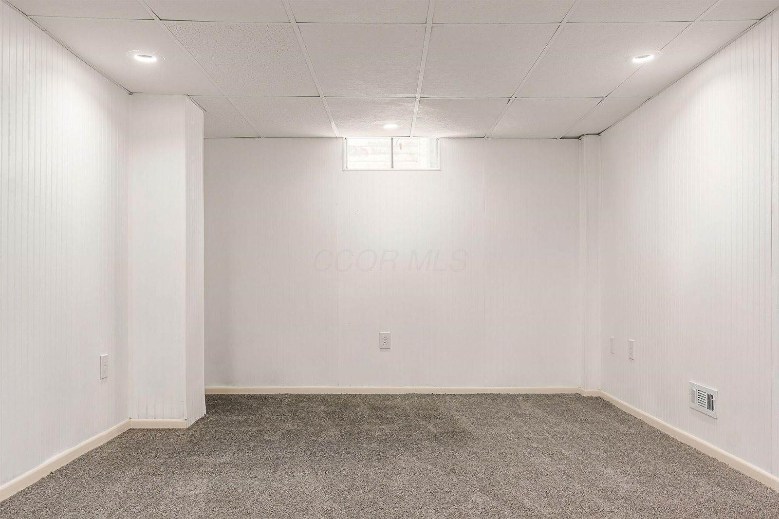 5850 Meadowhurst Way, Dublin, OH 43017