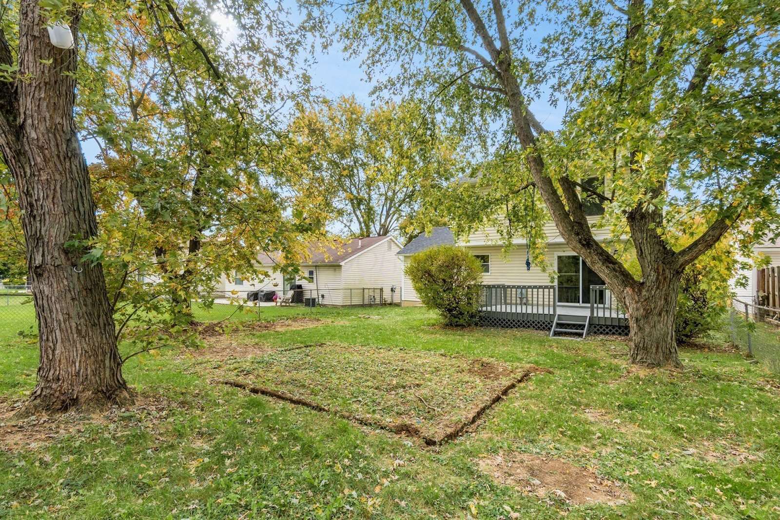 5850 Meadowhurst Way, Dublin, OH 43017