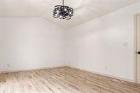 5850 Meadowhurst Way, Dublin, OH 43017