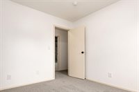 5850 Meadowhurst Way, Dublin, OH 43017