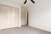 5850 Meadowhurst Way, Dublin, OH 43017