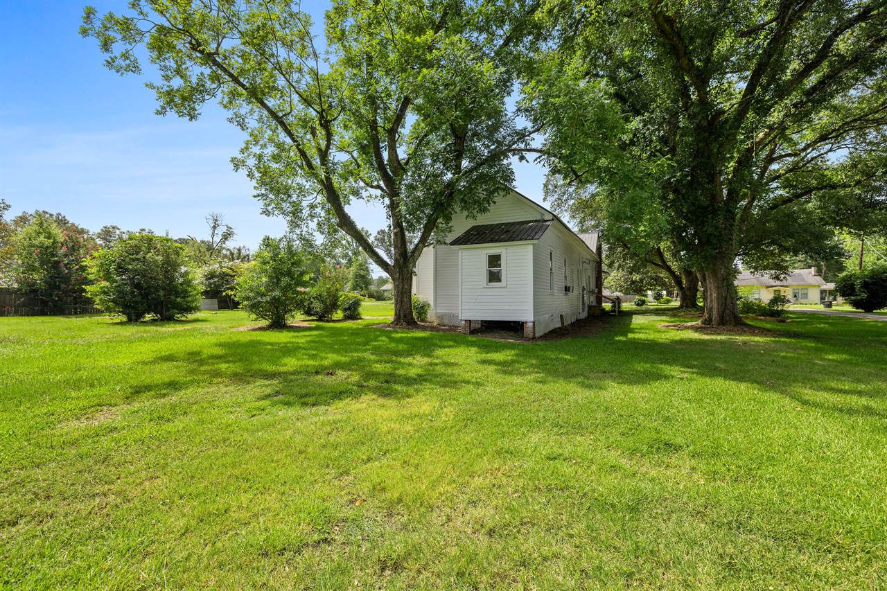 405 Hickory St., Amite, LA 70422