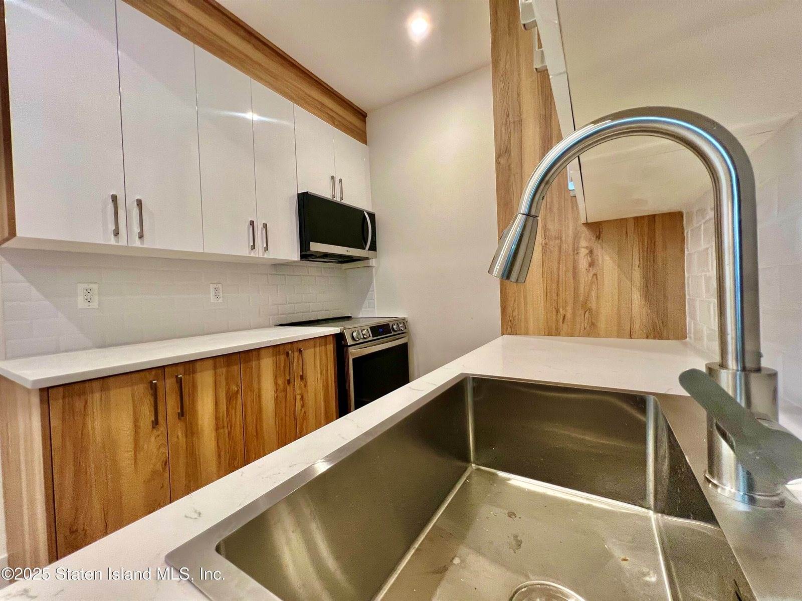 3865 Amboy Road, #2g, Staten Island, NY 10308