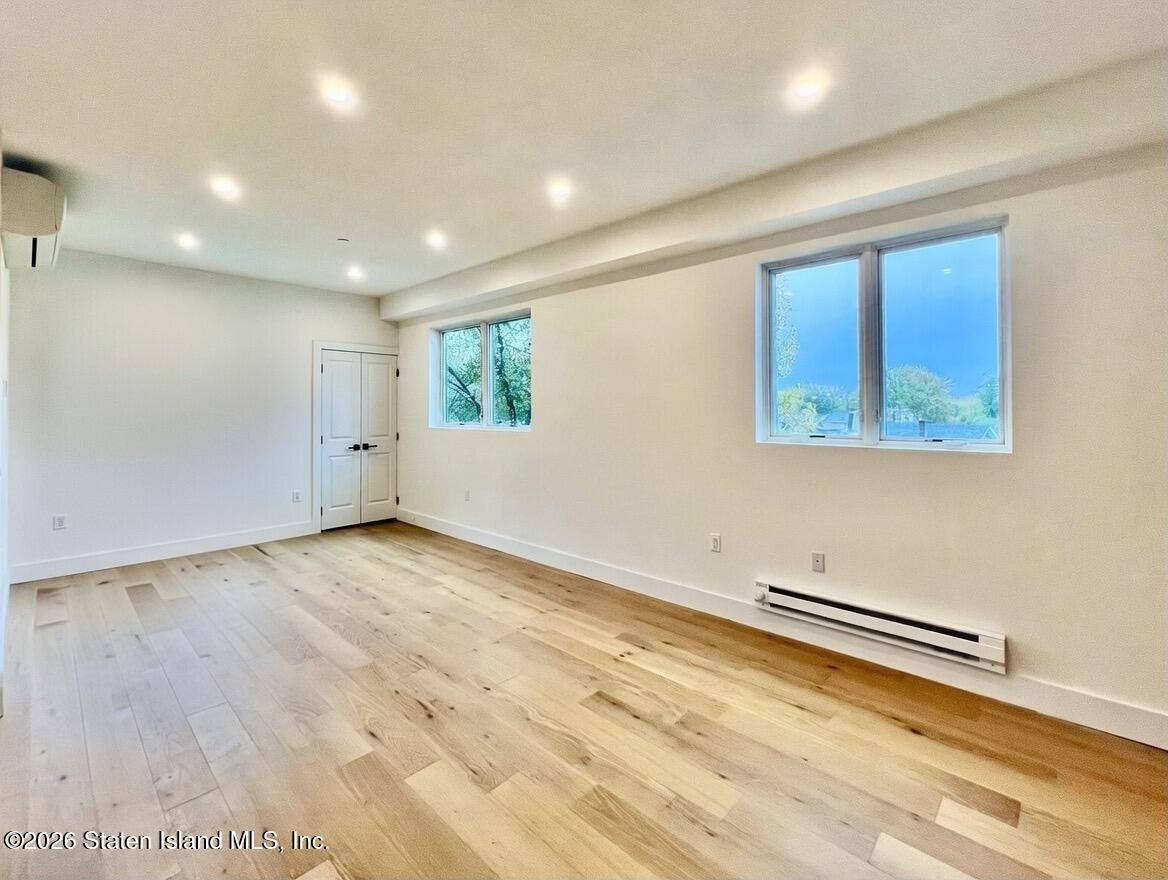 3865 Amboy Road, #2g, Staten Island, NY 10308