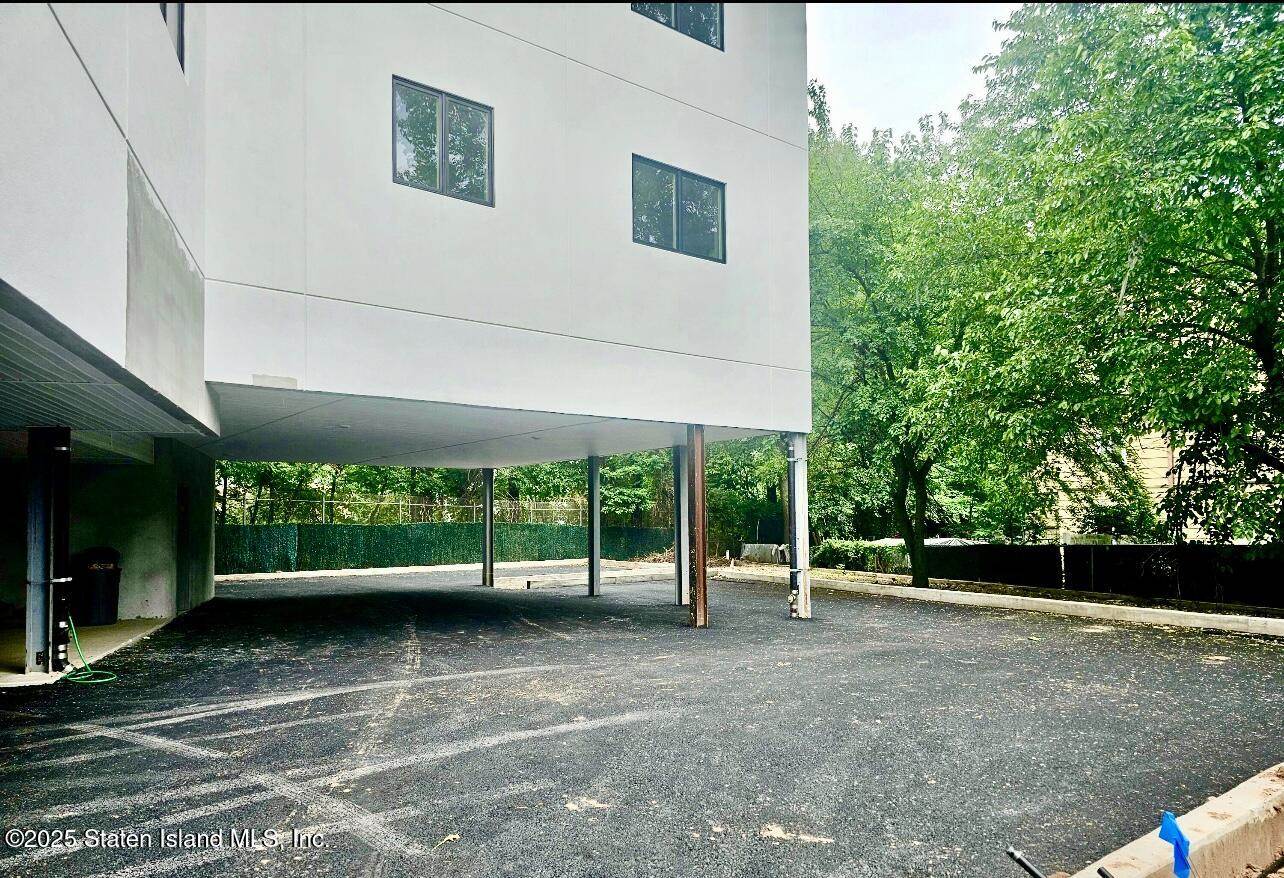 3865 Amboy Road, #4d, Staten Island, NY 10308