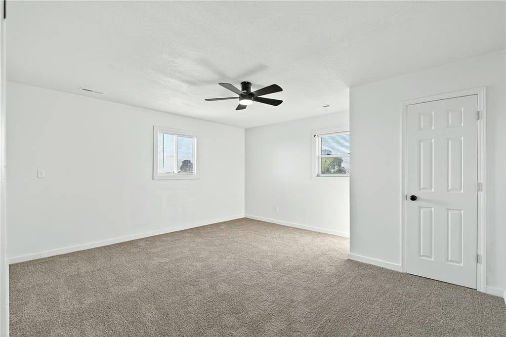 9393 State Route 52 Highway, Amoret, MO 64722