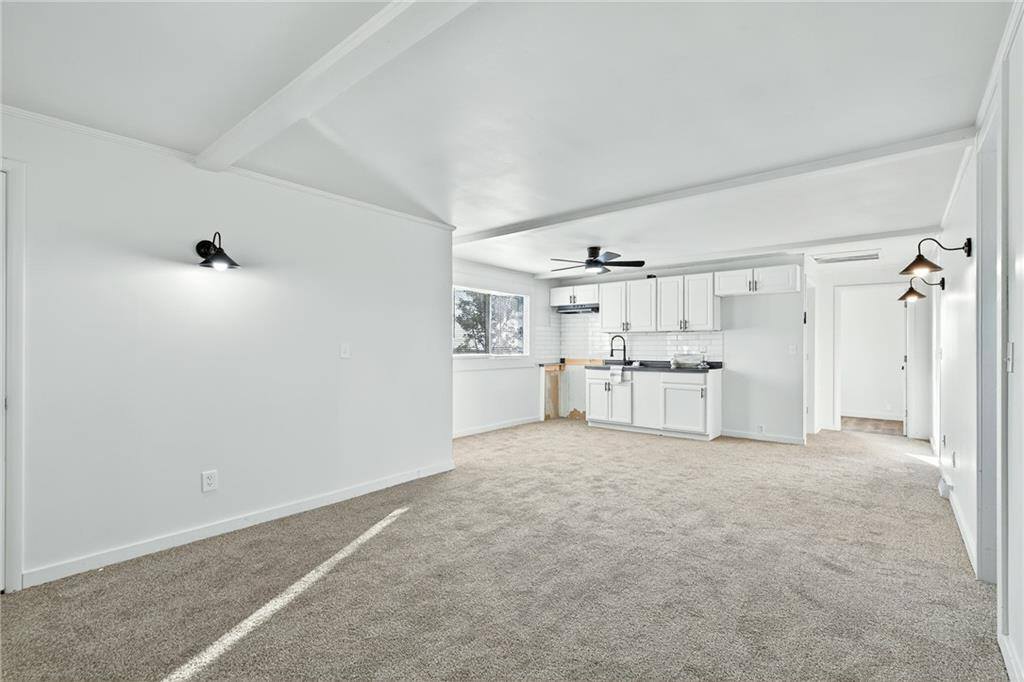 9393 State Route 52 Highway, Amoret, MO 64722