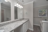 114 Henston, West Columbia, SC 29172