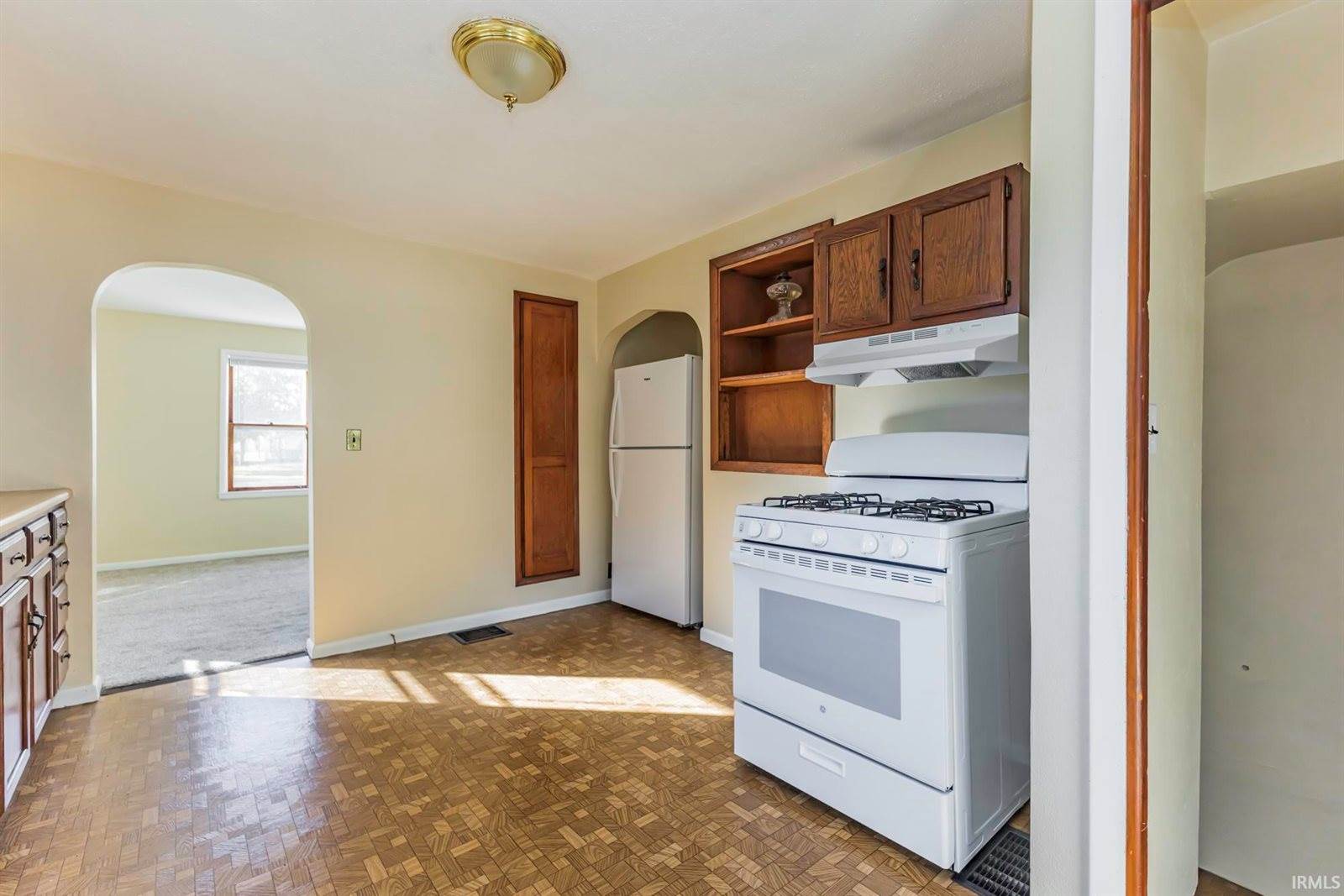 2612 E Memorial Drive, Muncie, IN 47302