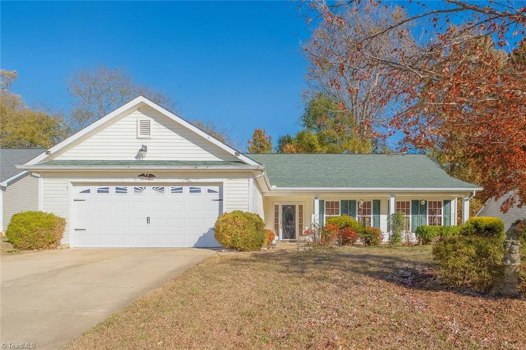 605 Walnut Crossing Drive, Whitsett, NC 27377