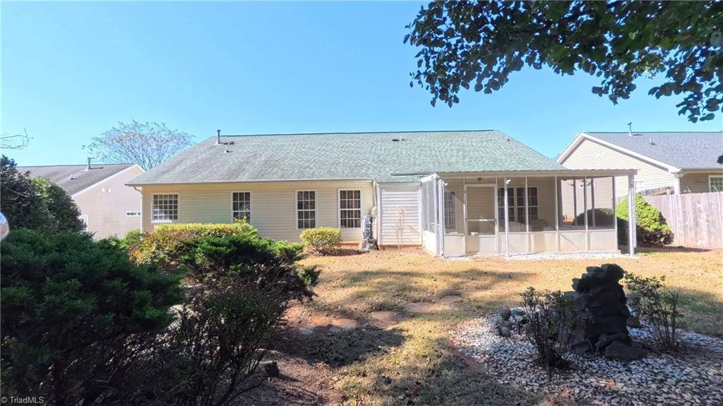 605 Walnut Crossing Drive, Whitsett, NC 27377