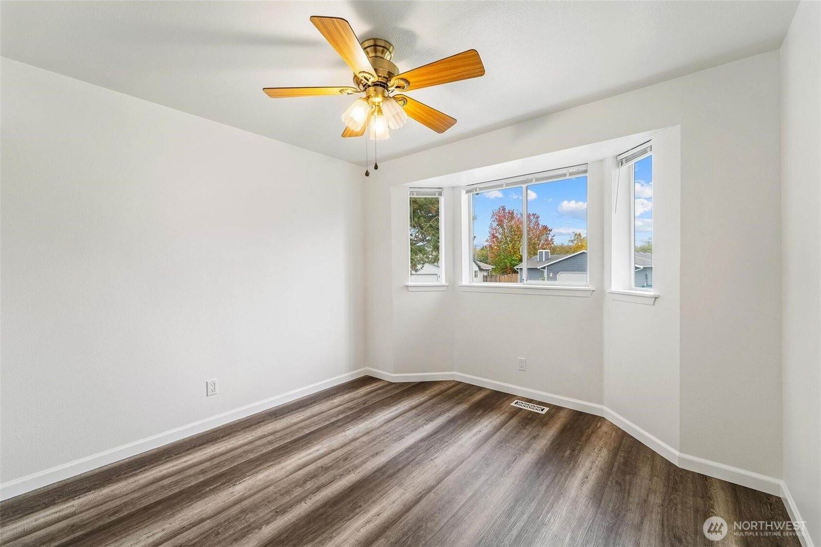 27237 Church Creek Loop NW, Stanwood, WA 98292