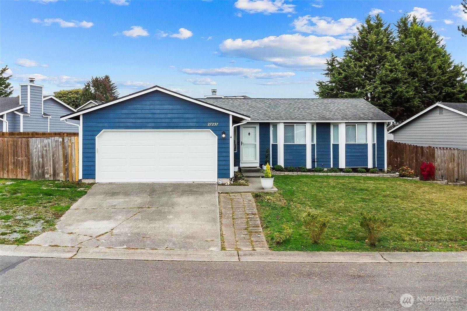27237 Church Creek Loop NW, Stanwood, WA 98292