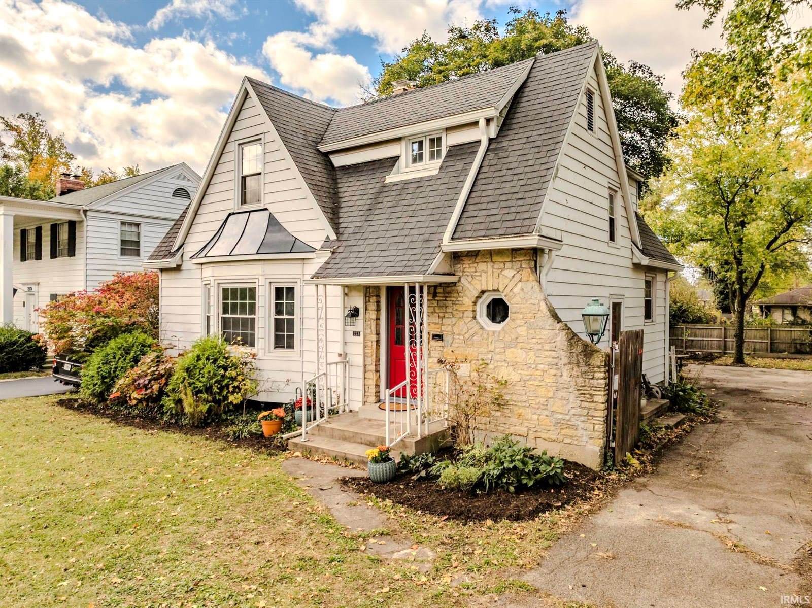 223 N Riley Road, Muncie, IN 47304