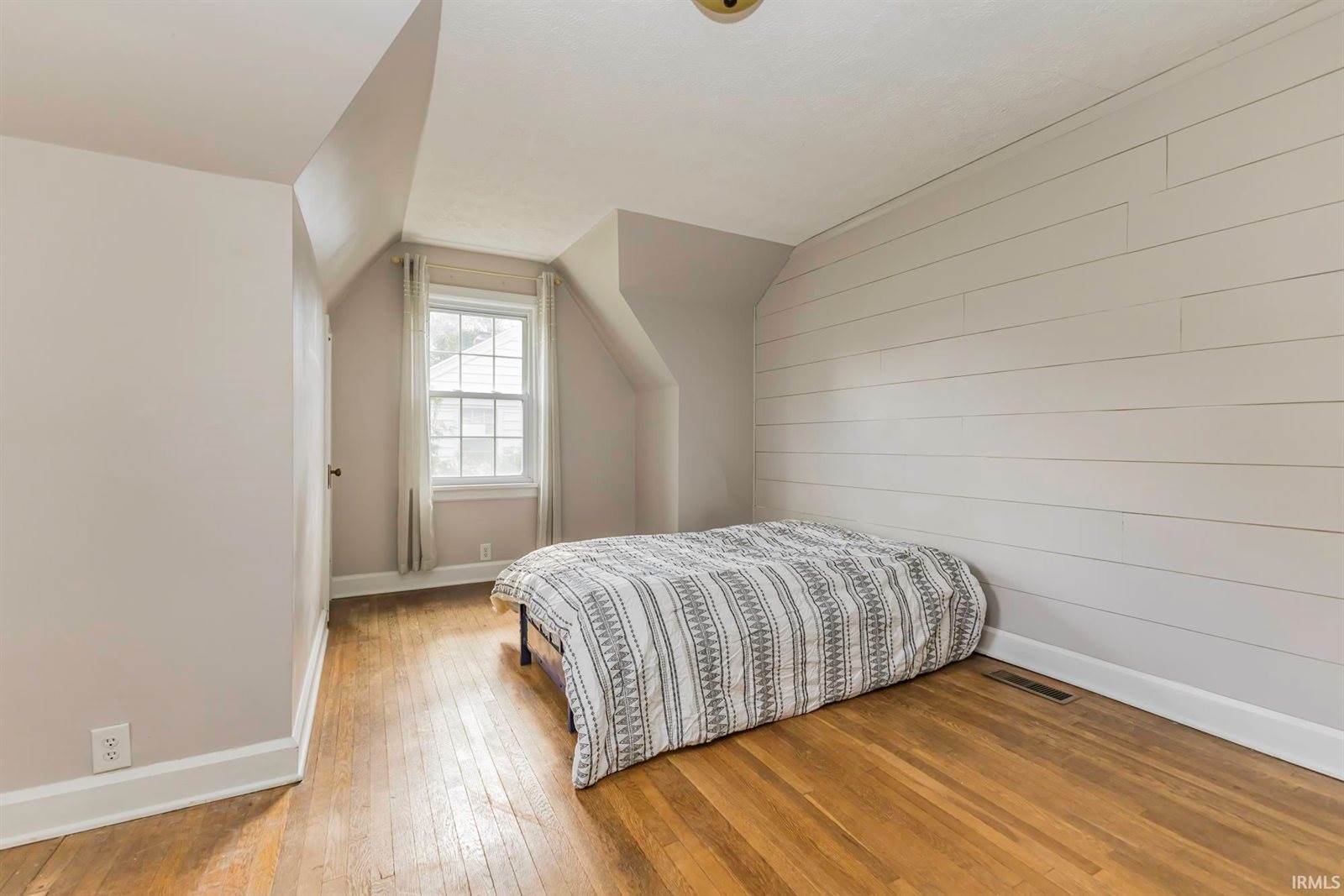 223 N Riley Road, Muncie, IN 47304