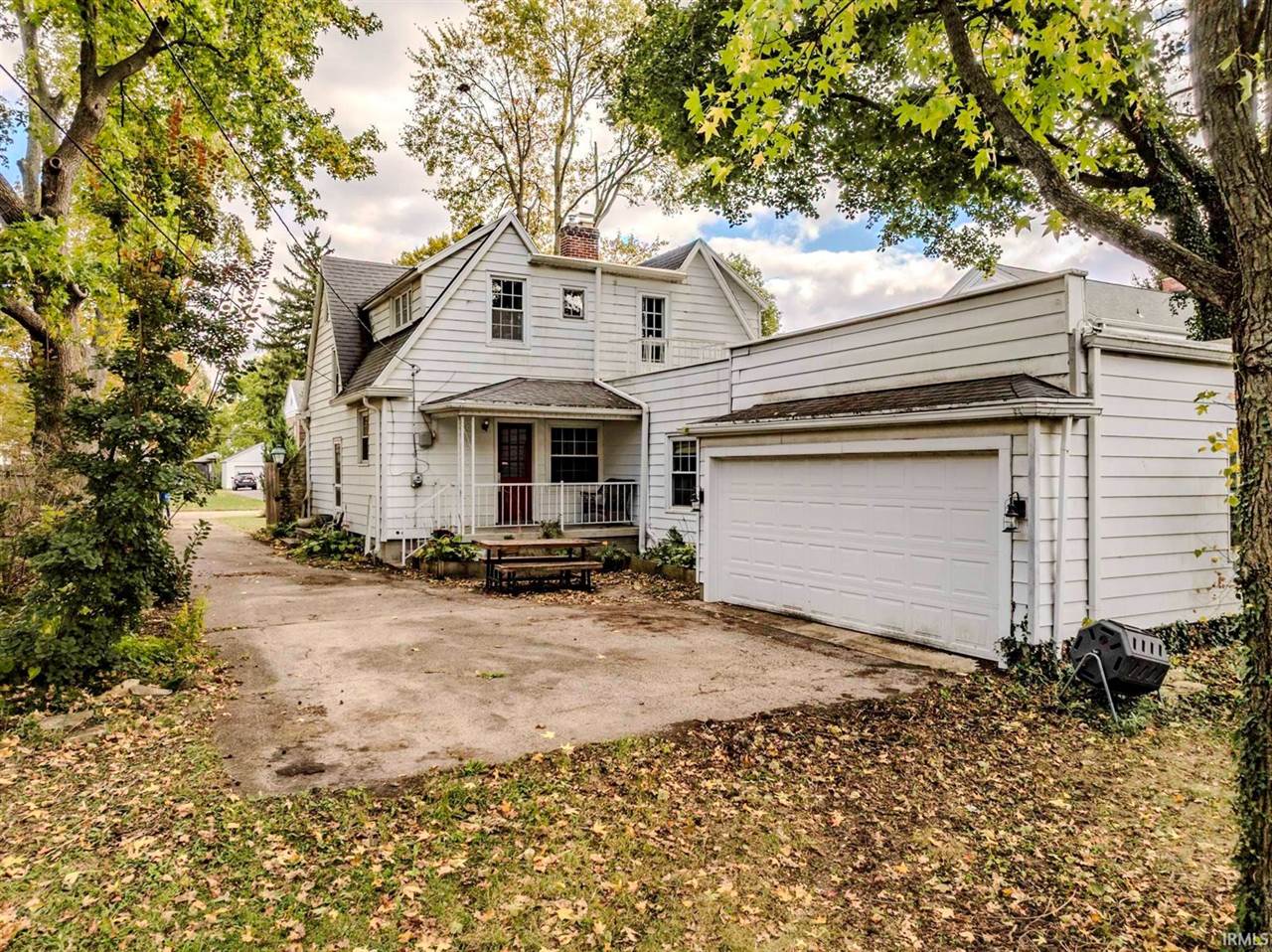 223 N Riley Road, Muncie, IN 47304