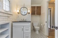 223 N Riley Road, Muncie, IN 47304