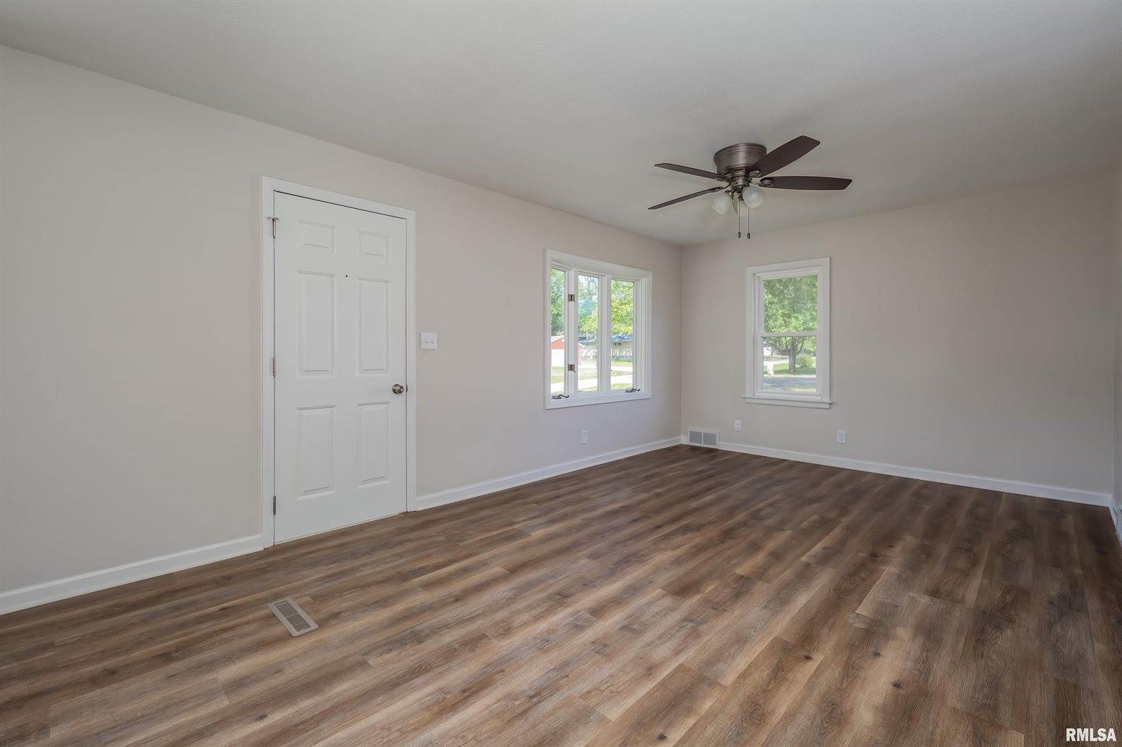 3028 54TH Street, Moline, IL 61265