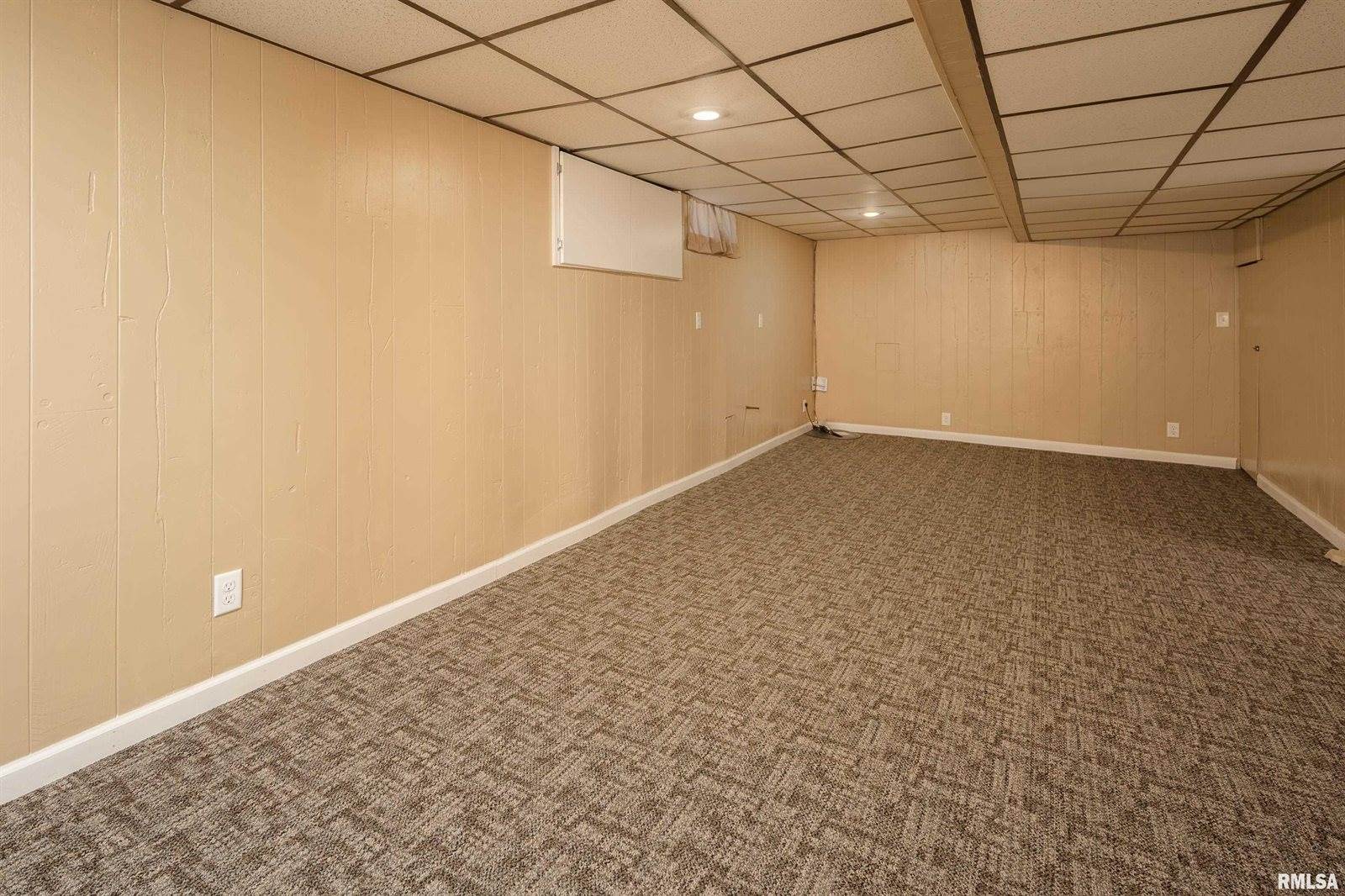 3028 54TH Street, Moline, IL 61265