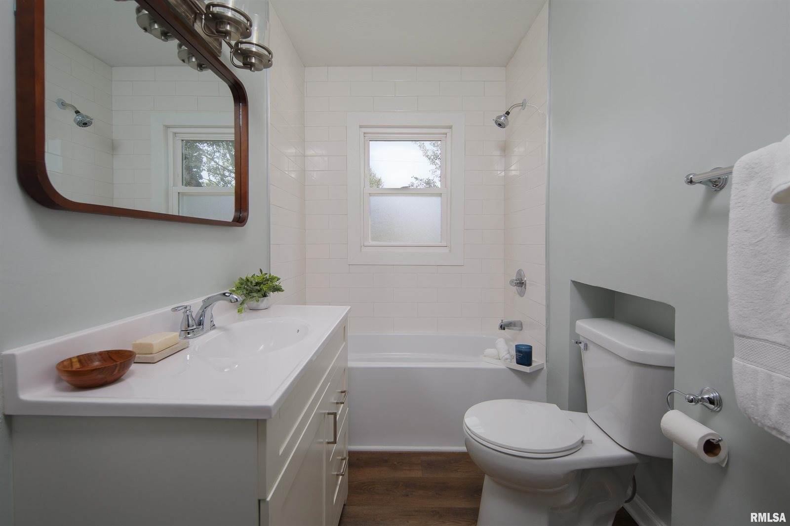 3028 54TH Street, Moline, IL 61265