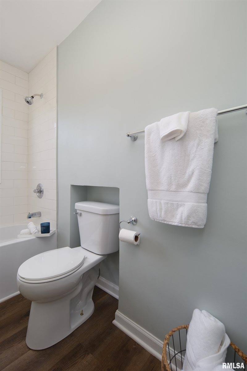 3028 54TH Street, Moline, IL 61265