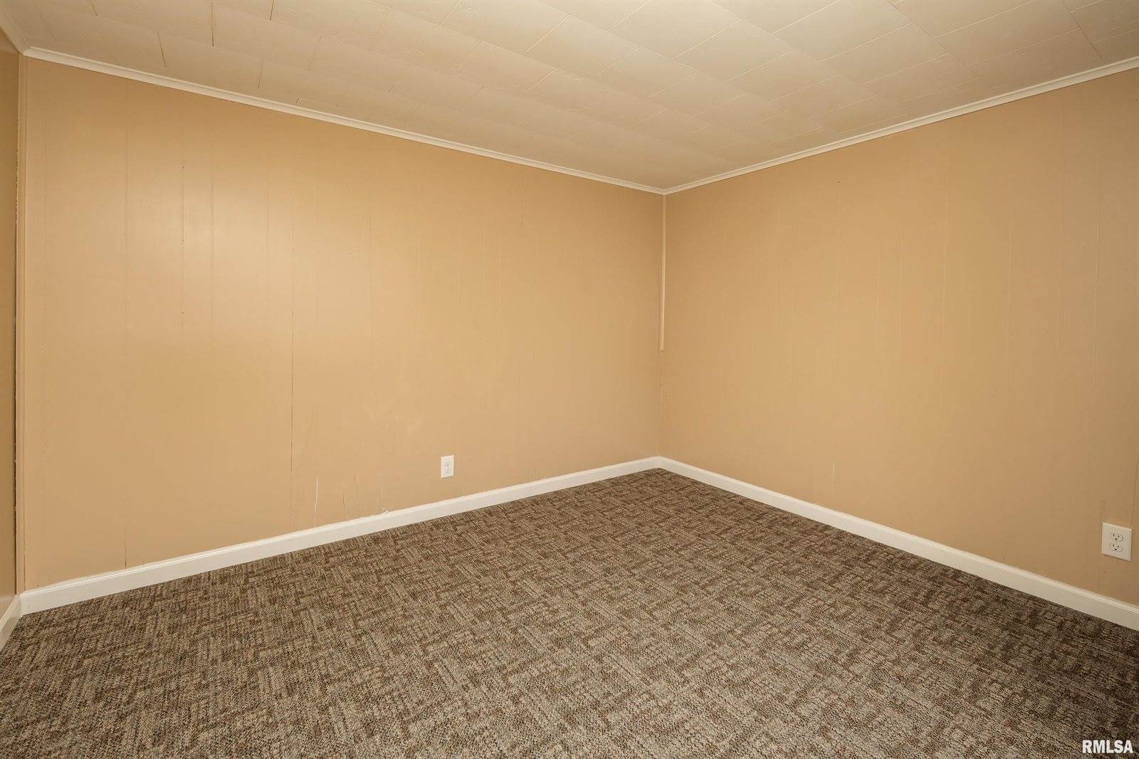 3028 54TH Street, Moline, IL 61265