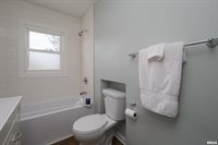 3028 54TH Street, Moline, IL 61265