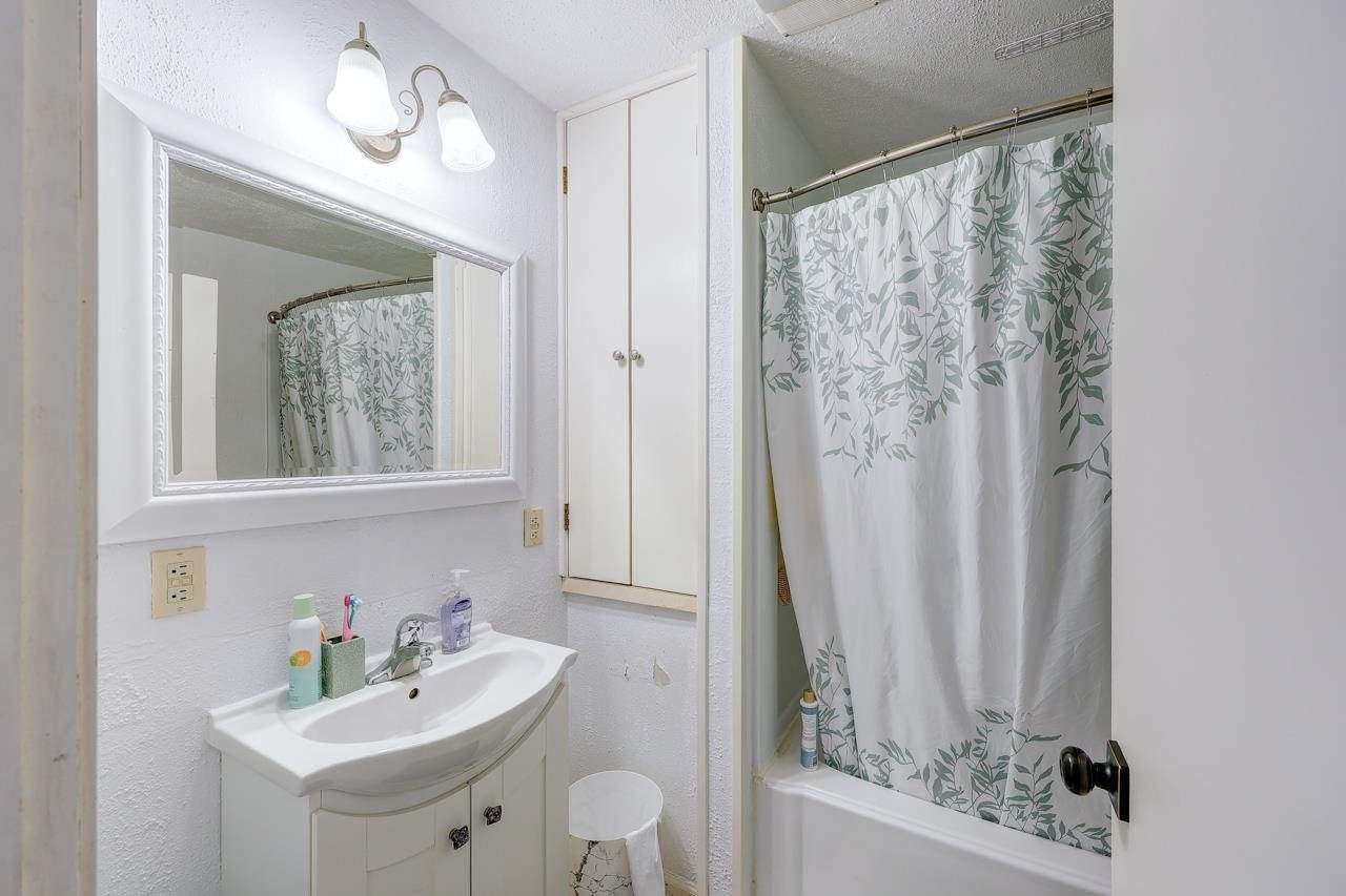606 South C St, Arkansas City, KS 67005