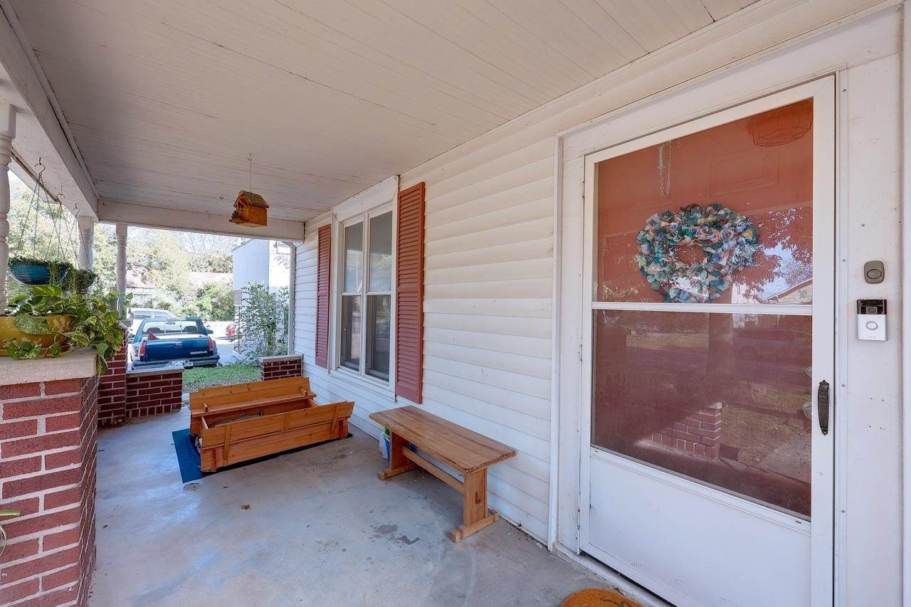 606 South C St, Arkansas City, KS 67005